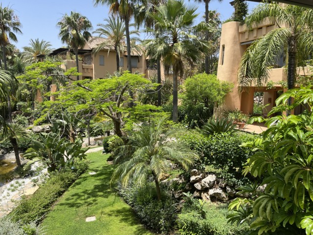 2 Bedrooms Apartment in The Golden Mile