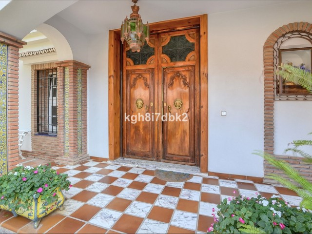 10 Bedrooms Villa in Benalmadena