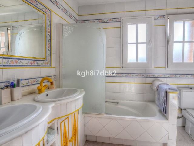 10 Bedrooms Villa in Benalmadena