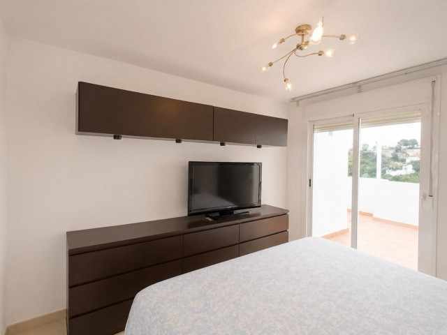 4 Bedrooms Apartment in Torrequebrada