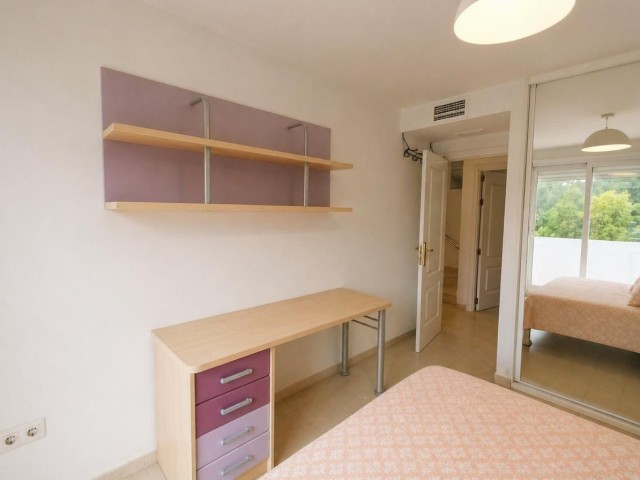 4 Bedrooms Apartment in Torrequebrada