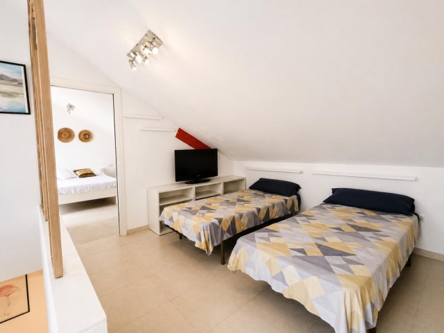 4 Bedrooms Apartment in Torrequebrada