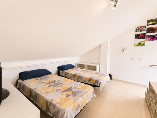 4 Bedrooms Apartment in Torrequebrada