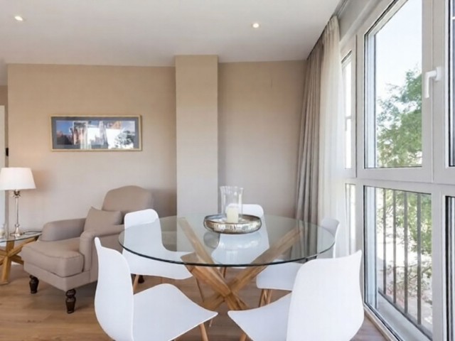 4 Bedrooms Apartment in Málaga Centro