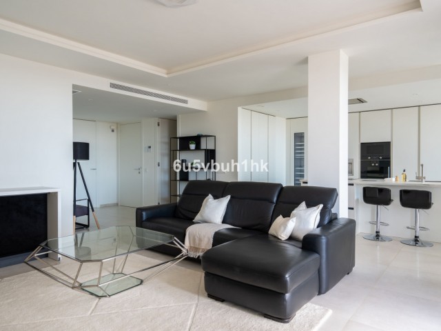 2 Bedrooms Apartment in Marbella