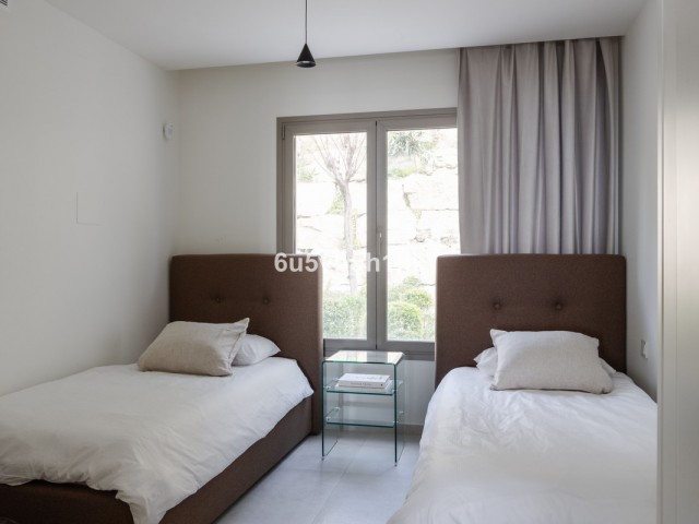 2 Bedrooms Apartment in Marbella