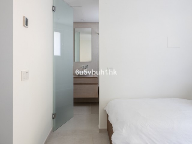 2 Bedrooms Apartment in Marbella