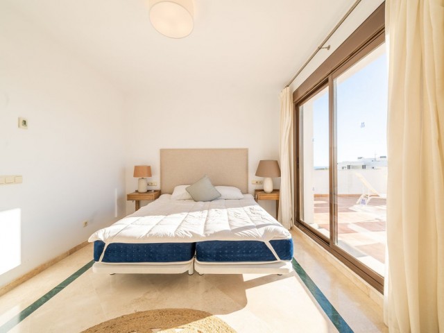 Penthouse in Casares Playa