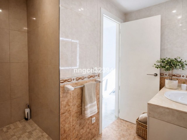 2 Bedrooms Apartment in Puerto Banús