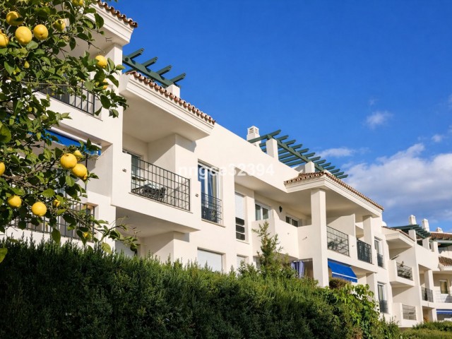 2 Bedrooms Apartment in Puerto Banús