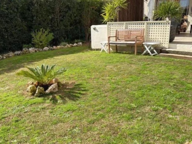 Huoneisto, San Roque, R5300491