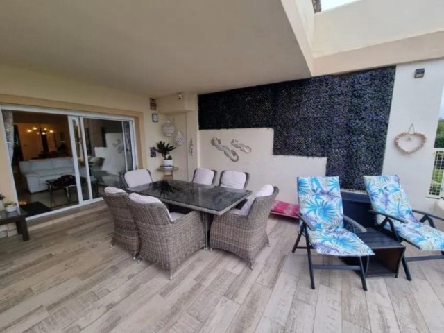 Huoneisto, San Roque, R5300491