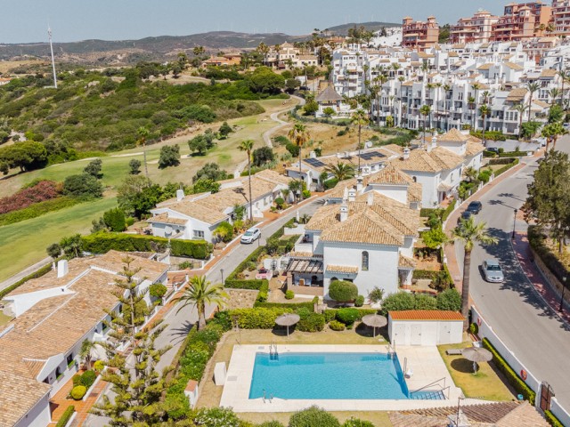 3 Bedrooms Townhouse in La Duquesa