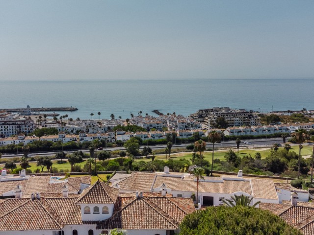 3 Bedrooms Townhouse in La Duquesa