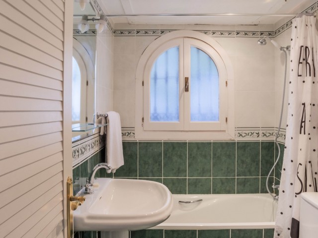 3 Bedrooms Townhouse in La Duquesa