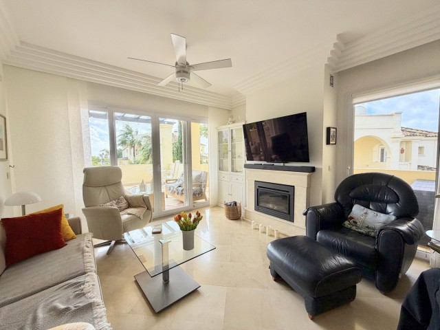 Apartment, Casares, R5300734