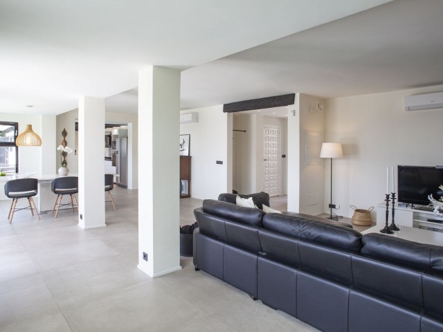 4 Bedrooms Villa in Sierrezuela