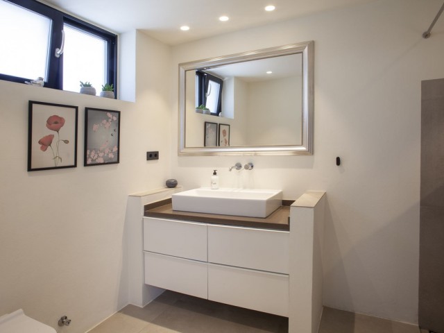 4 Bedrooms Villa in Sierrezuela