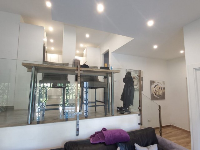 6 Slaapkamer Villa in El Faro