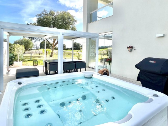 Appartement, San Roque Club, R5303269