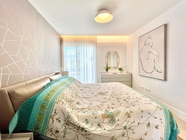 Apartamento con 3 Dormitorios  en San Roque Club