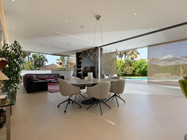 6 Sovrums Villa i Marbesa