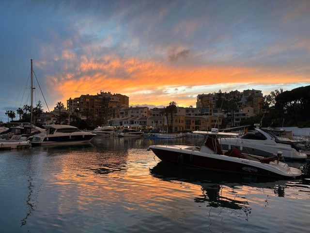 Penthouse, Puerto de Cabopino, R5202673