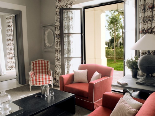 6 Bedrooms Villa in Casares