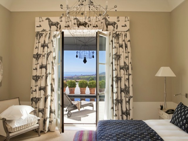 6 Bedrooms Villa in Casares