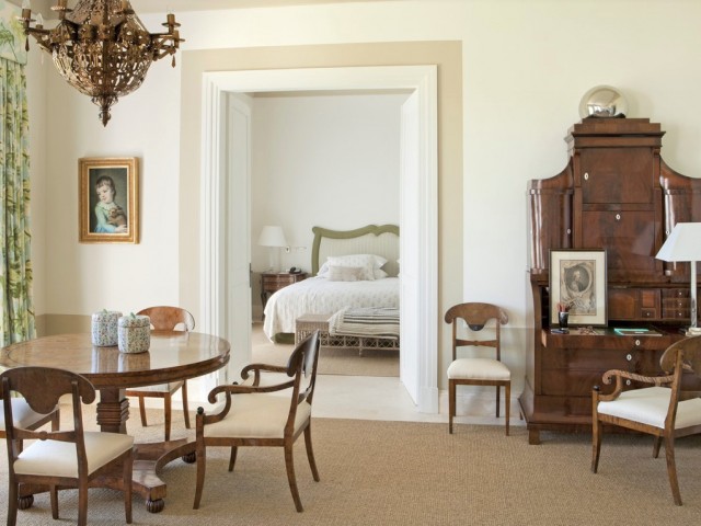 6 Bedrooms Villa in Casares
