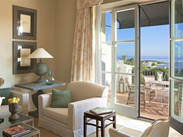 6 Bedrooms Villa in Casares