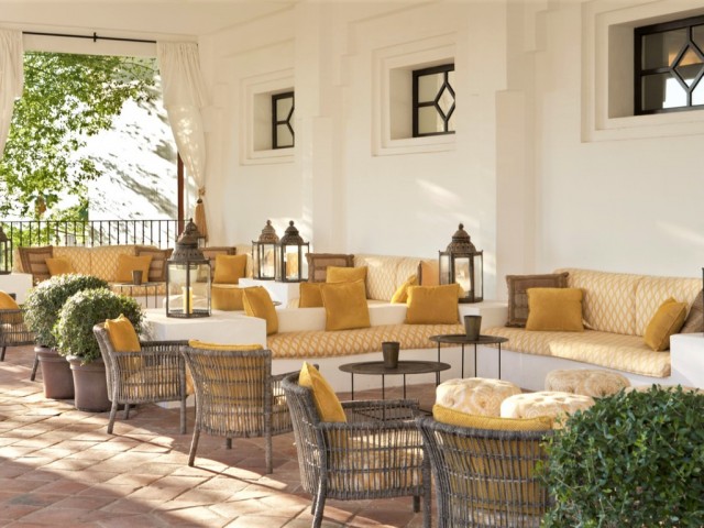 6 Bedrooms Villa in Casares