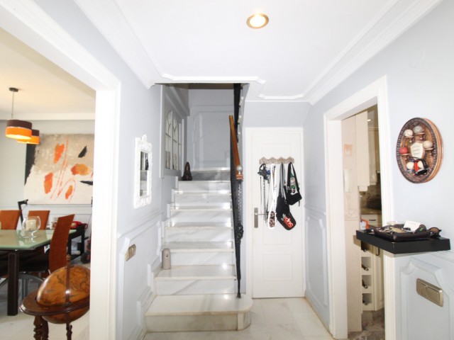 3 Bedrooms Townhouse in Nueva Andalucía