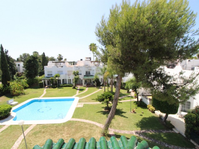 3 Bedrooms Townhouse in Nueva Andalucía