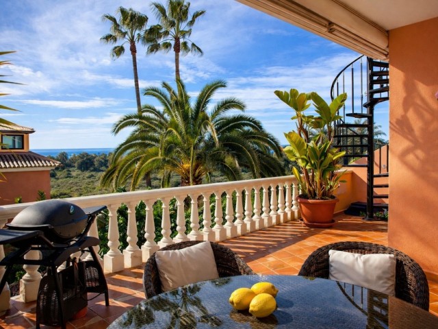 Penthouse in New Golden Mile