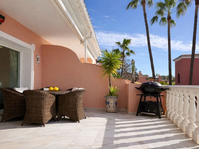 Penthouse in New Golden Mile