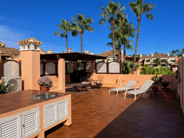 Penthouse in New Golden Mile
