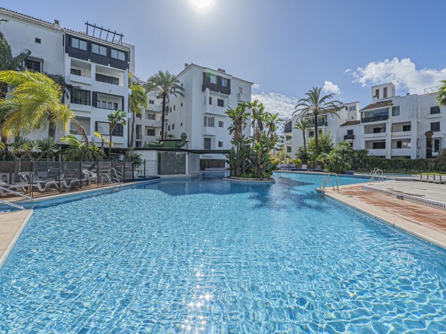 2 Slaapkamer Appartement in Elviria
