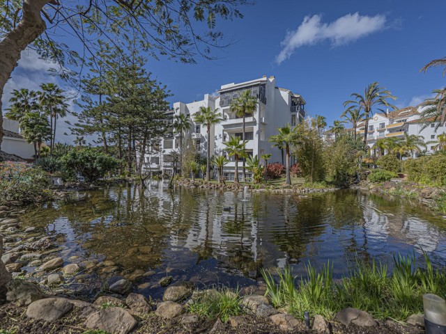 2 Slaapkamer Appartement in Elviria