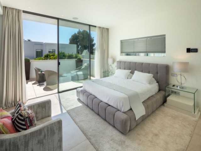 7 Sovrums Villa i Puerto Banús