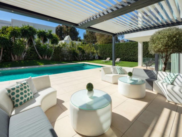 7 Sovrums Villa i Puerto Banús