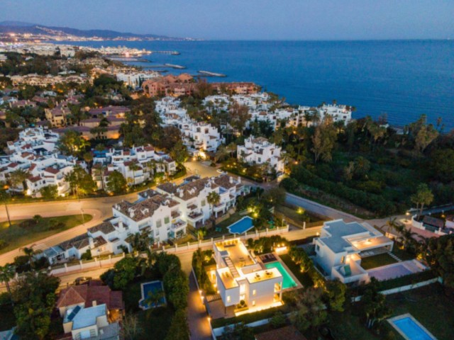 7 Sovrums Villa i Puerto Banús