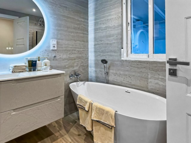 5 Slaapkamer Villa in Costabella