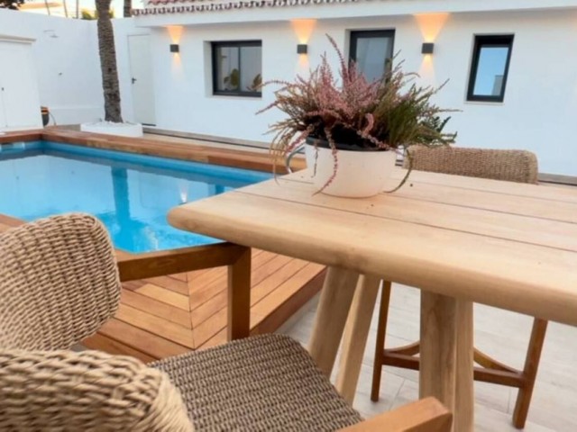 5 Slaapkamer Villa in Costabella