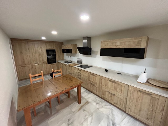 4 Slaapkamer Rijtjeshuis in Atalaya