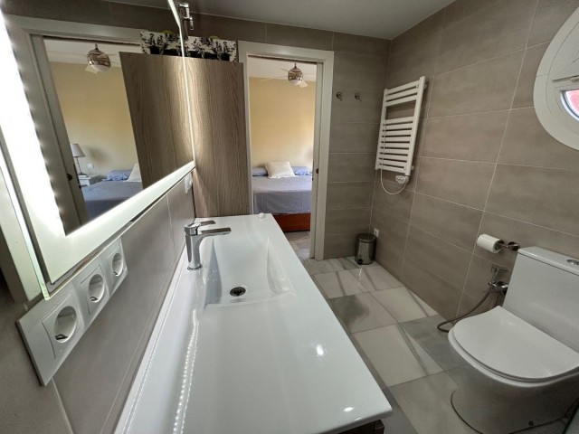 4 Slaapkamer Rijtjeshuis in Atalaya