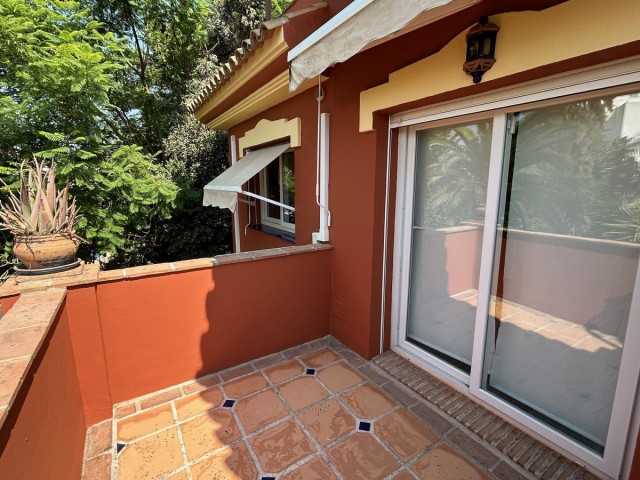 4 Slaapkamer Rijtjeshuis in Atalaya