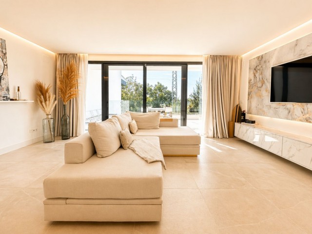 2 Bedrooms Apartment in Cabopino