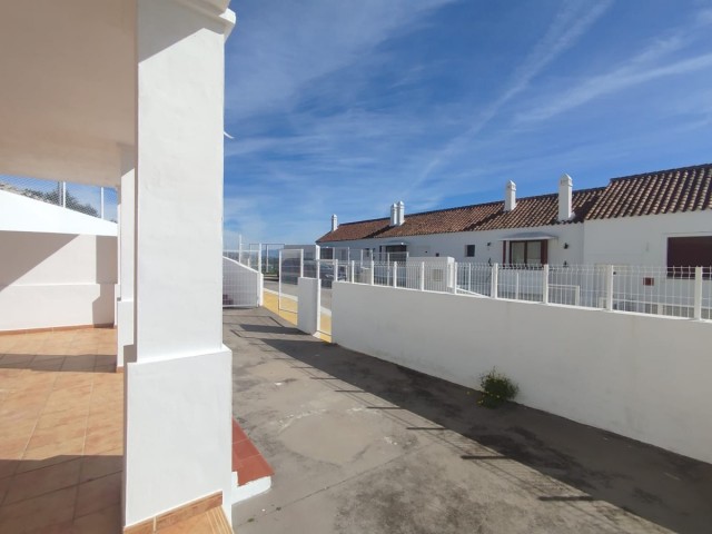 3 Slaapkamer Rijtjeshuis in Doña Julia