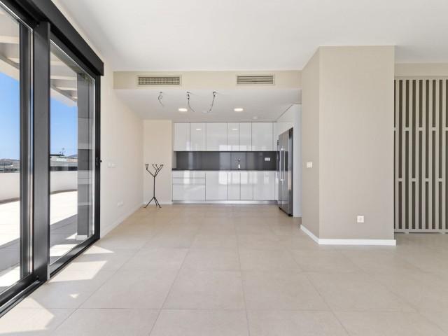 Penthouse, Playamar, R5122831